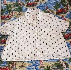 SO Perfect shirt button up top size Large